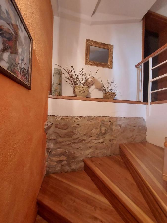 Villa Vicina Heritage Villa For 9,Milna - Close To Restaurants And Shops Eksteriør billede
